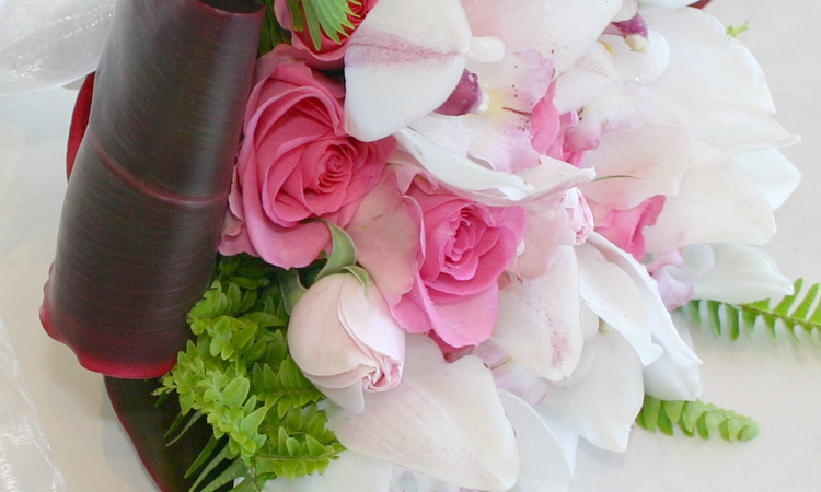 rose and cymbidium bouquet