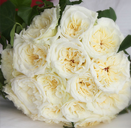 bridal bouquet posy cottage roses