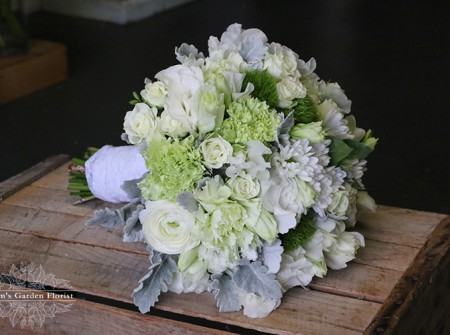 white green and grey wedding gold coast florist