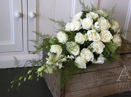 white rose teardrop bouquet