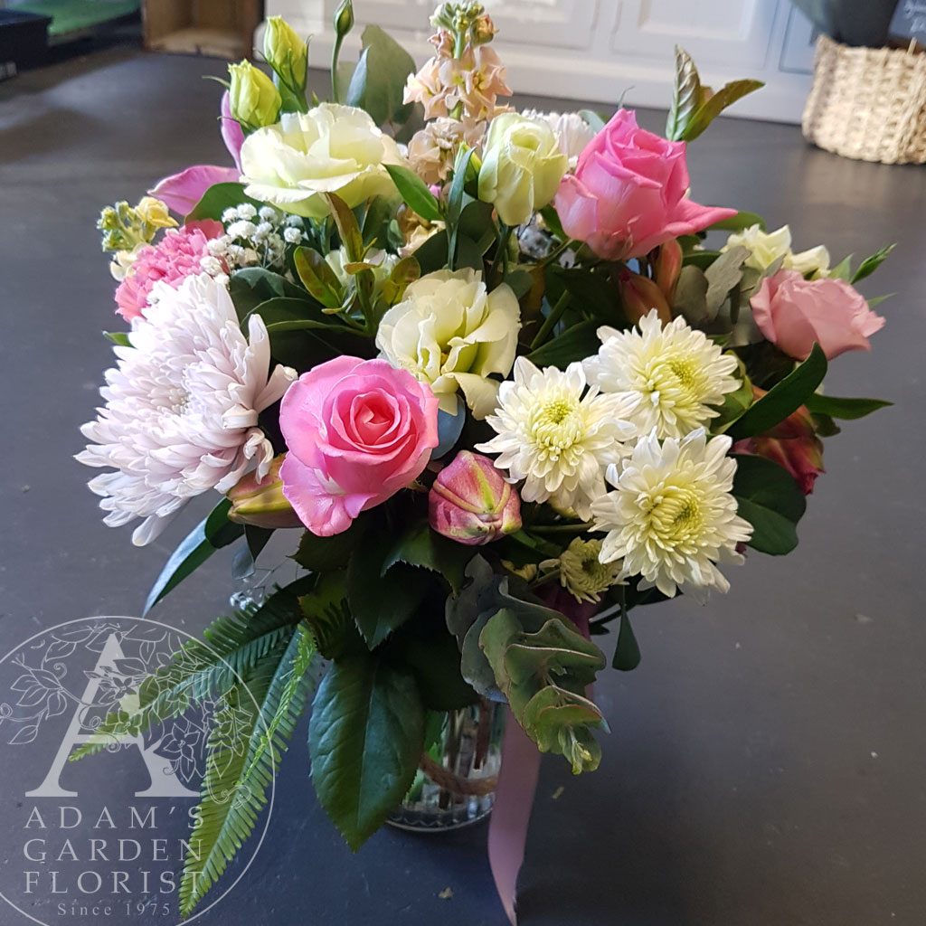 Bouquet-in-Vase floral delivery Gold Coast